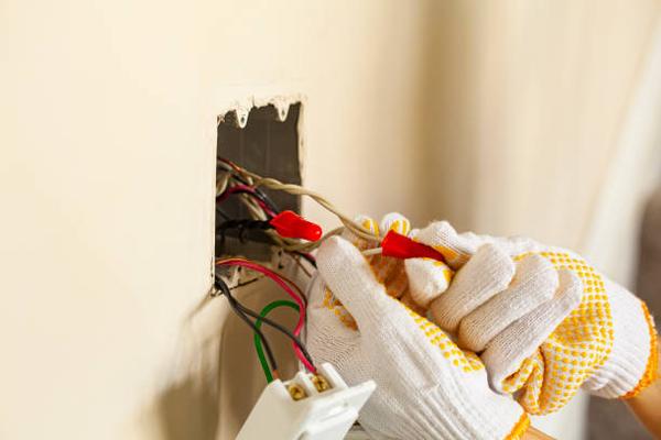 How to Verify an Electrician’s Credentials