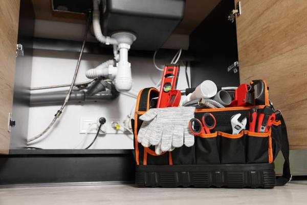 Top Plumbing Myths Debunked by Professionals